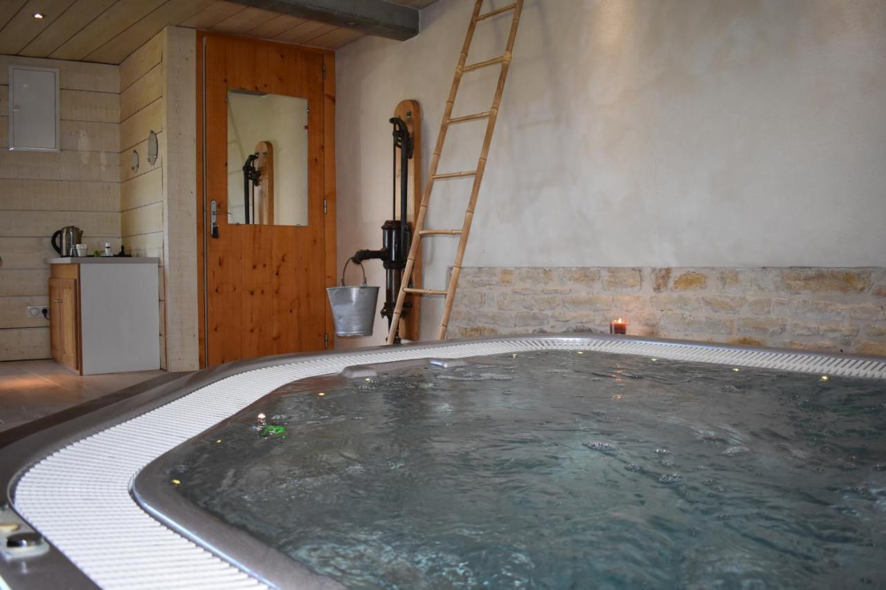 Gite Stone & Spa Chasselay Bagian luar foto